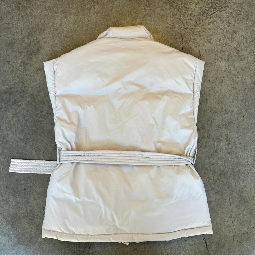 Puff vest - Picture 3 of 3